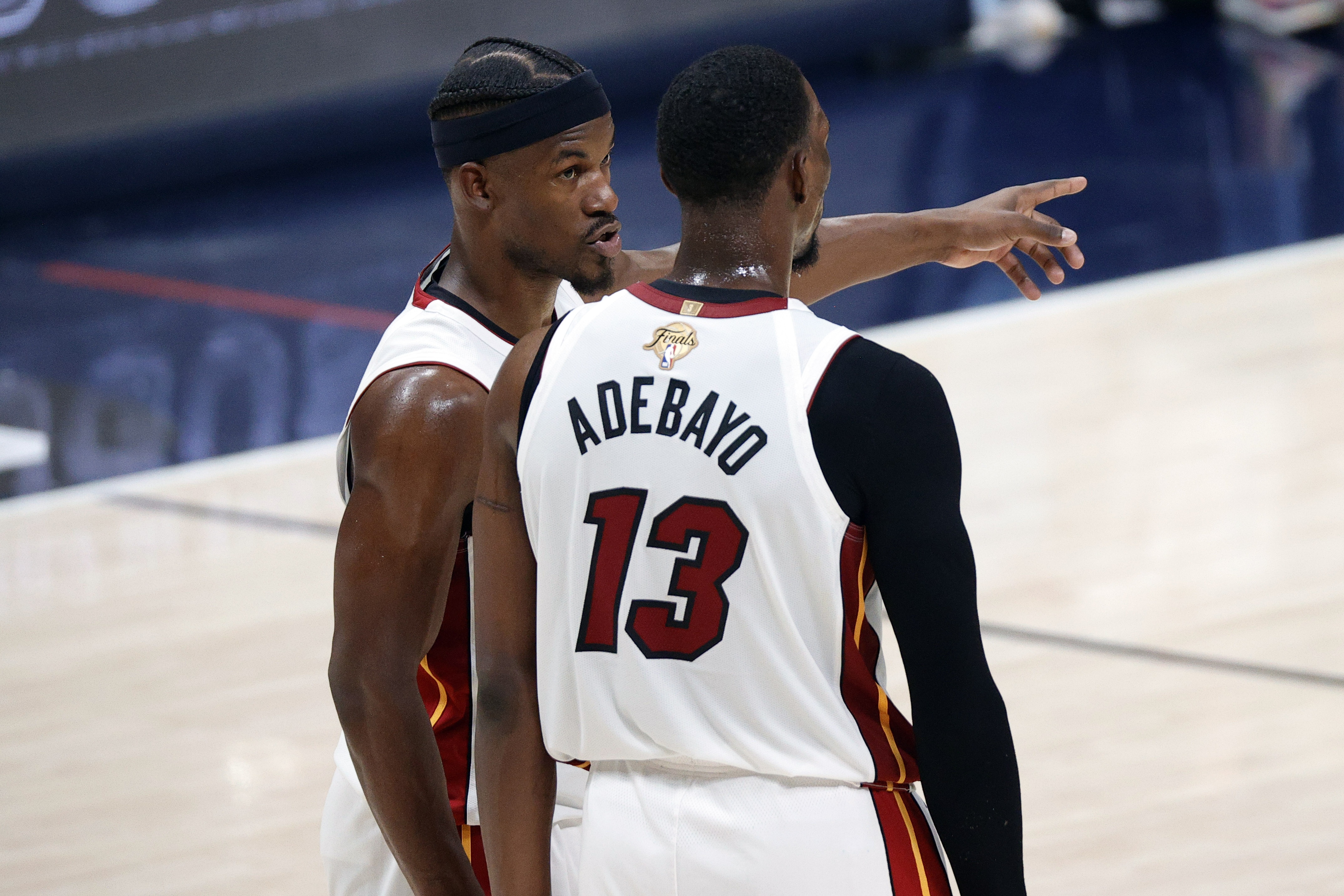 贝弗利:巴特勒显然可以换种方式 但在NBA你必须坚定自己的立场